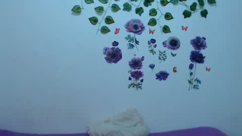 Isabella online show from August 5, 2:03 am