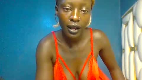 girl_shani online show from July 9, 9:02 am