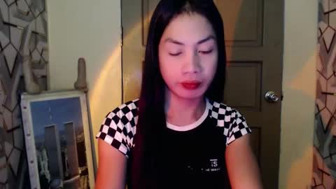 Snapshot of girlwhobelieveinmagic chatting on January 15, 10:17 am Callmenor online show from January 15, 10:17 am