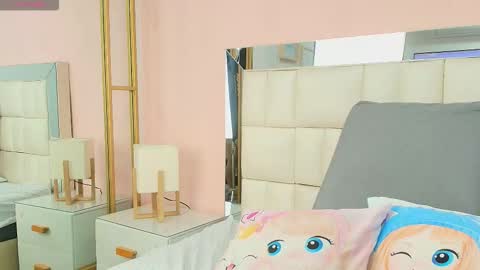 Snapshot of gisell_gomez chatting on January 13, 1:38 pm Gisell online show from January 13, 1:38 pm