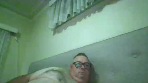 bi Gixxer online show from May 10, 5:45 am