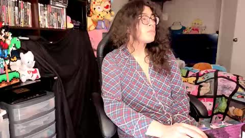 glaceon9 online show from March 25, 3:29 pm