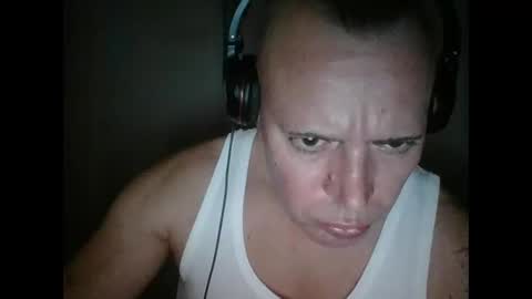 glanzer88999 online show from December 9, 10:20 pm