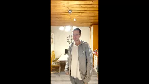 Snapshot of glebc chatting on March 5, 6:04 pm glebc online show from March 5, 6:04 pm