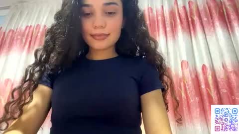 Snapshot of glendarobinson chatting on July 18, 7:01 am Elly online show from July 18, 7:01 am