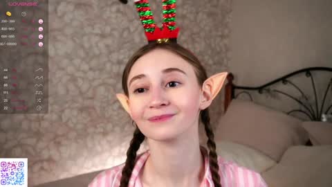 Snapshot of glennabardy chatting on December 28, 4:20 pm Sandra online show from December 28, 4:20 pm