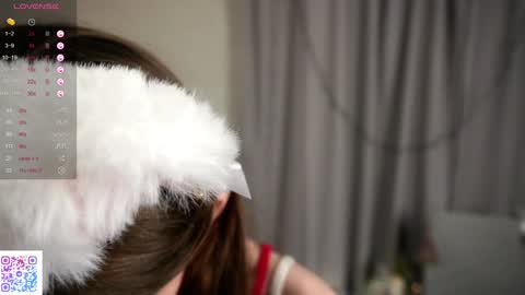 Snapshot of glennabardy chatting on December 29, 3:57 pm Sandra online show from December 29, 3:57 pm