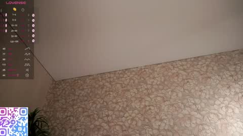 Snapshot of glennabardy chatting on January 23, 9:50 pm Sandra online show from January 23, 9:50 pm