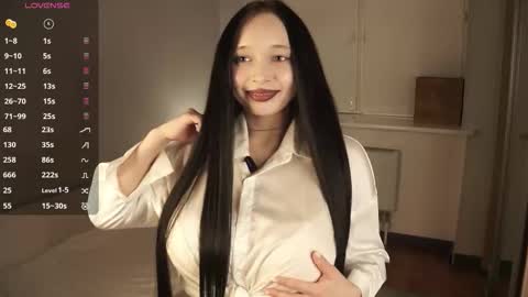 Snapshot of glennabardy chatting on February 25, 6:39 pm Sandra online show from February 25, 6:39 pm