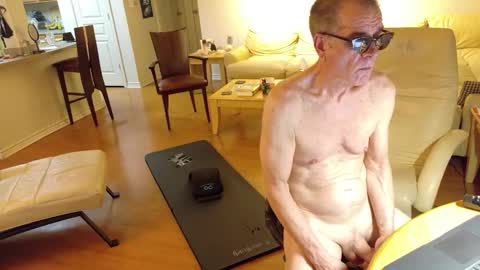 glennbitch online show from March 26, 2:50 am