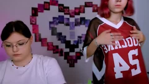 Snapshot of gloria_bubble chatting on June 10, 7:02 pm your dream online show from June 10, 7:02 pm