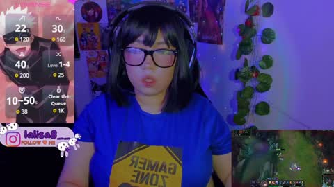 Snapshot of gloriette__ chatting on December 21, 8:50 am LALISA online show from December 21, 8:50 am