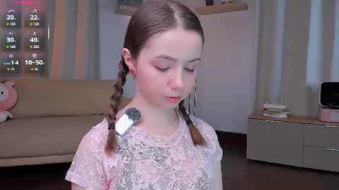 Ann Eliz and Gigi online show from July 16, 7:42 pm