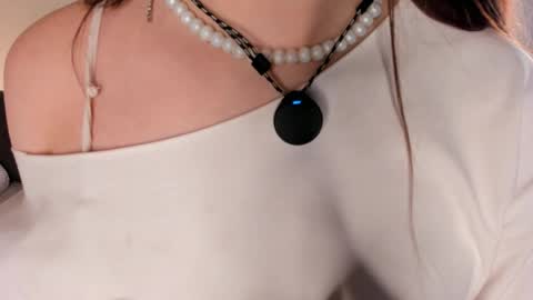 Sara online show from April 3, 8:23 am