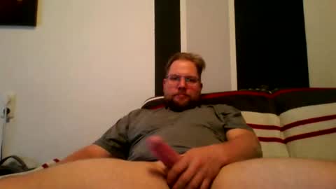 gnik_labinnah online show from September 23, 6:00 pm