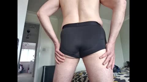 goallnightlong69 online show from April 15, 9:38 am