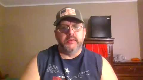 IDKIDCIDGAF online show from April 2, 12:08 am