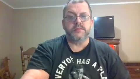Snapshot of gobey33 chatting on July 19, 11:19 pm IDKIDCIDGAF online show from July 19, 11:19 pm
