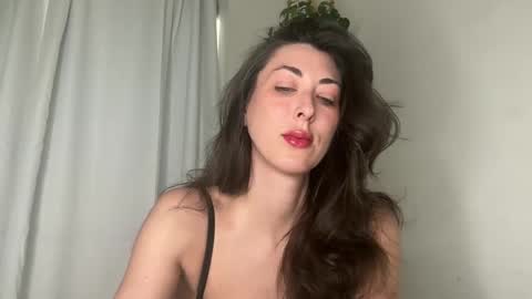 Snapshot of goblingoddess chatting on February 16, 4:32 pm GoblinGoddesss online show from February 16, 4:32 pm