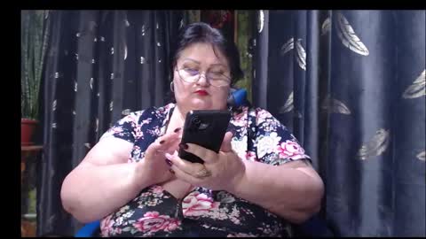 Snapshot of goddess57 chatting on February 21, 12:06 pm Goddess online show from February 21, 12:06 pm