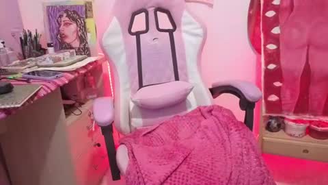 vee online show from July 15, 1:11 am
