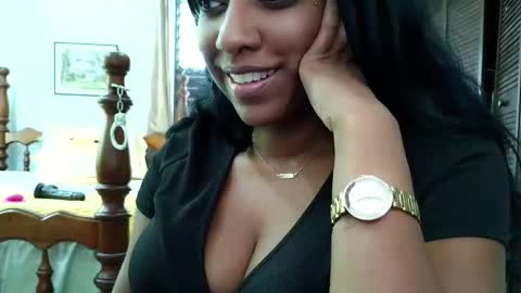 Snapshot of goddess_xandra_xquisite chatting on March 3, 3:31 pm Xandra The Goddess online show from March 3, 3:31 pm
