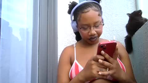 Snapshot of goddessdaisysky chatting on July 4, 5:19 pm Goddess Daisy Sky online show from July 4, 5:19 pm