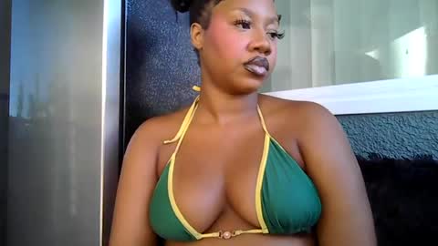Snapshot of goddessdaisysky chatting on July 30, 1:59 am Goddess Daisy Sky online show from July 30, 1:59 am