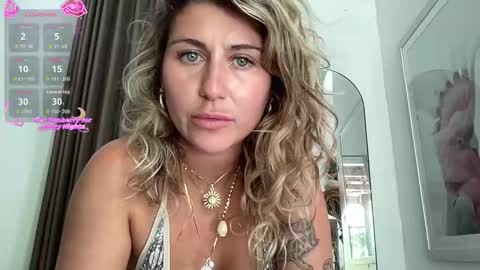 GoddessDove online show from January 15, 4:17 am