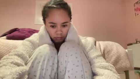 Goddess L online show from May 13, 9:22 pm
