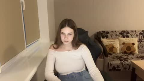 Snapshot of goddesskate_ chatting on June 26, 6:56 pm Kate online show from June 26, 6:56 pm