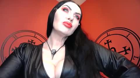 GODDESS MIDNIGHT online show from April 4, 5:10 pm