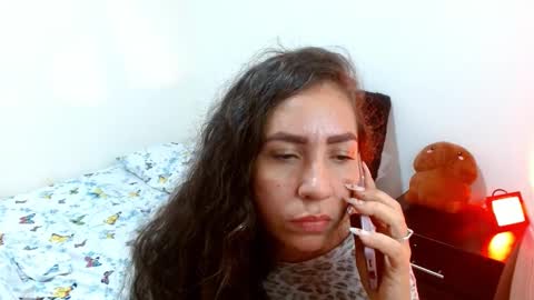  Naih Reyes online show from January 4, 6:09 am