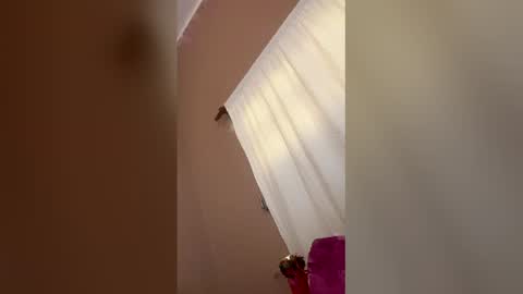 Snapshot of goddesssophie_ chatting on April 3, 6:50 pm goddesssophie_ online show from April 3, 6:50 pm