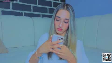 goddivaa online show from March 4, 5:02 am