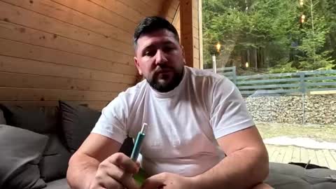 gold_alpha_boy online show from April 13, 12:21 pm