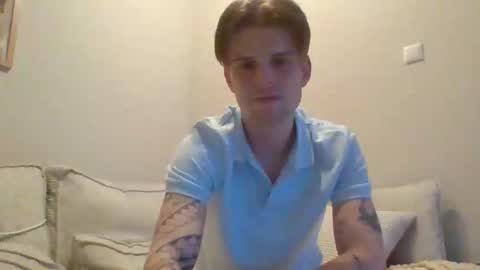 Goldenboy00 online show from April 28, 8:03 pm