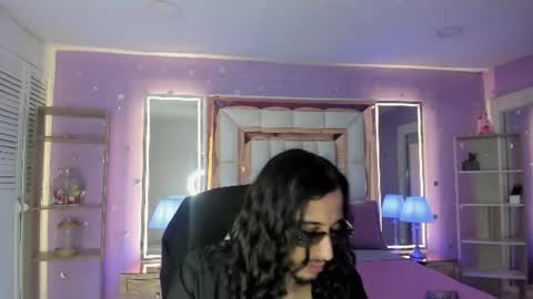 Snapshot of goldentemptation_ chatting on July 10, 8:22 pm goldentemptation_ online show from July 10, 8:22 pm