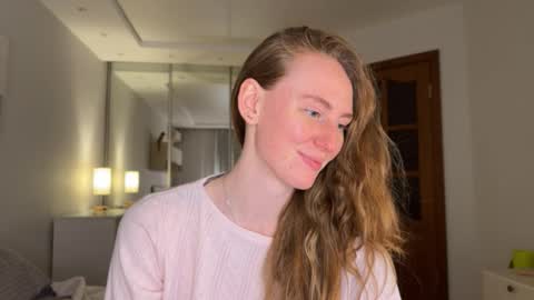 Polly online show from January 17, 3:50 pm