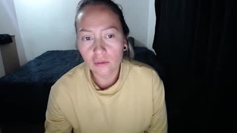 Snapshot of good_trip_love__ chatting on December 14, 2:56 am nathalia online show from December 14, 2:56 am