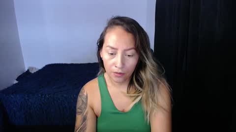 Snapshot of good_trip_love__ chatting on January 15, 2:06 am nathalia online show from January 15, 2:06 am