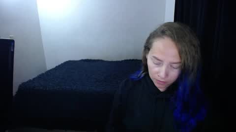 Snapshot of good_trip_love__ chatting on February 17, 2:20 am nathalia online show from February 17, 2:20 am