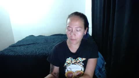 Snapshot of good_trip_love__ chatting on February 24, 2:19 am nathalia online show from February 24, 2:19 am