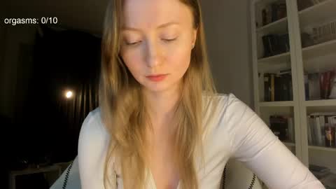 Snapshot of goodg_oddamn chatting on May 18, 7:41 pm SOPHIE online show from May 18, 7:41 pm