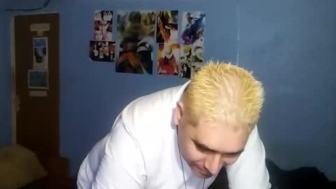 Snapshot of gorak32 chatting on December 28, 7:22 pm GoraK online show from December 28, 7:22 pm