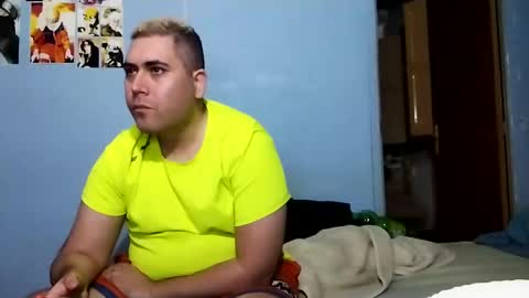 Snapshot of gorak32 chatting on January 26, 1:52 am GoraK online show from January 26, 1:52 am