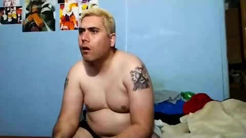 Snapshot of gorak32 chatting on February 16, 5:59 pm GoraK online show from February 16, 5:59 pm