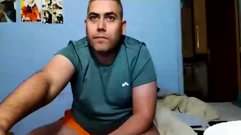 Snapshot of gorak32 chatting on March 6, 9:42 pm GoraK online show from March 6, 9:42 pm