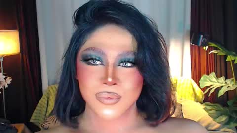 Snapshot of gorgeous_devilxxx chatting on October 31, 6:31 pm Samantha online show from October 31, 6:31 pm