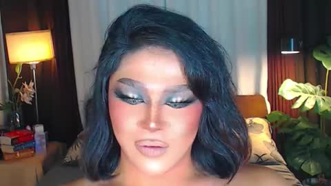 Snapshot of gorgeous_devilxxx chatting on November 10, 5:23 pm Samantha online show from November 10, 5:23 pm